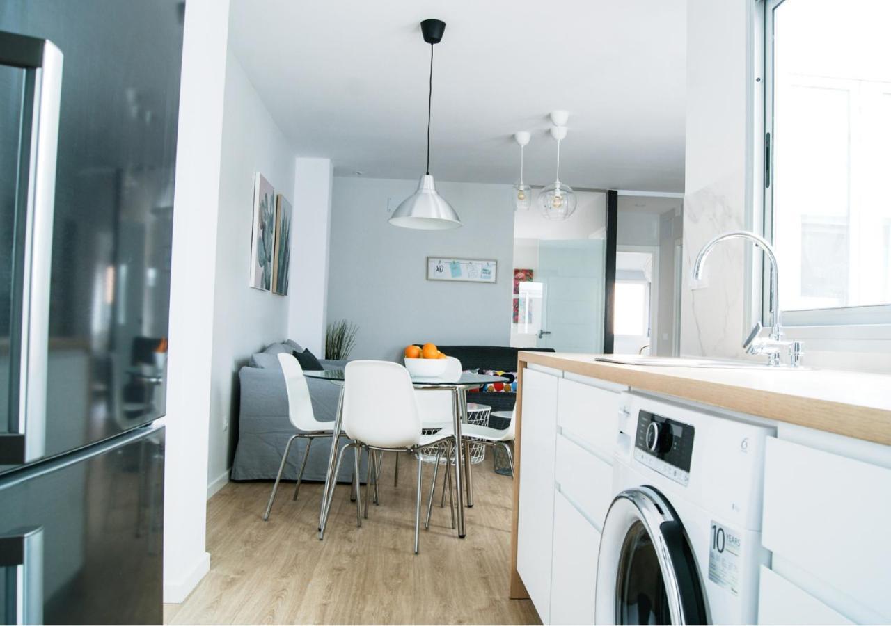 Stylish 2 Bedroom Near Alcaravaneras Beach Apartamento